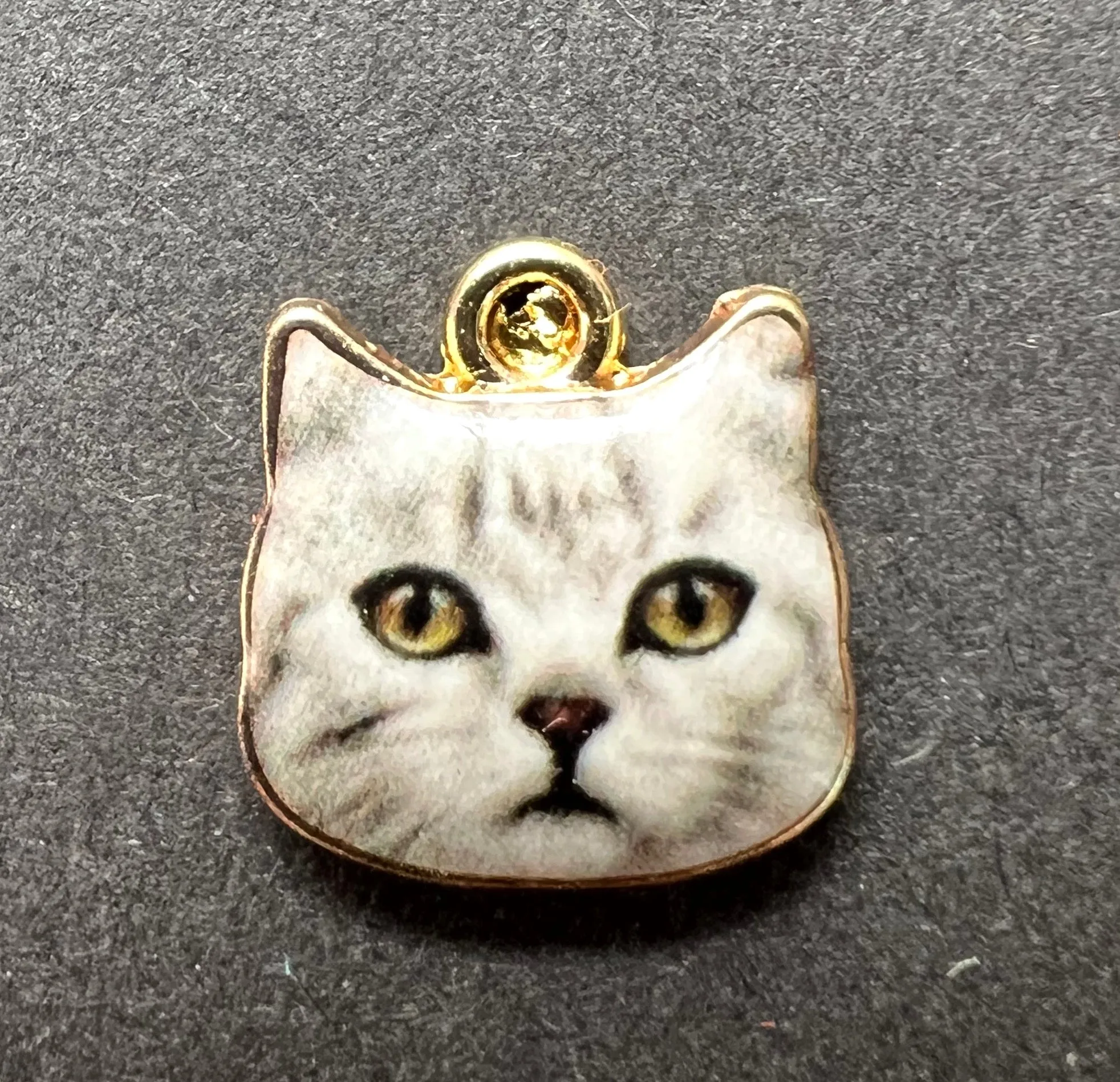 1.2cm  Inscrutable Enamel Cat Charms