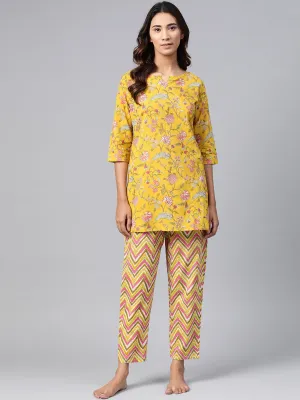 Anubhutee Women Mustard Yellow  Pink Pure Cotton Printed Night suit