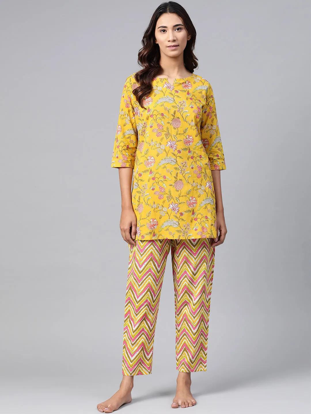 Anubhutee Women Mustard Yellow  Pink Pure Cotton Printed Night suit