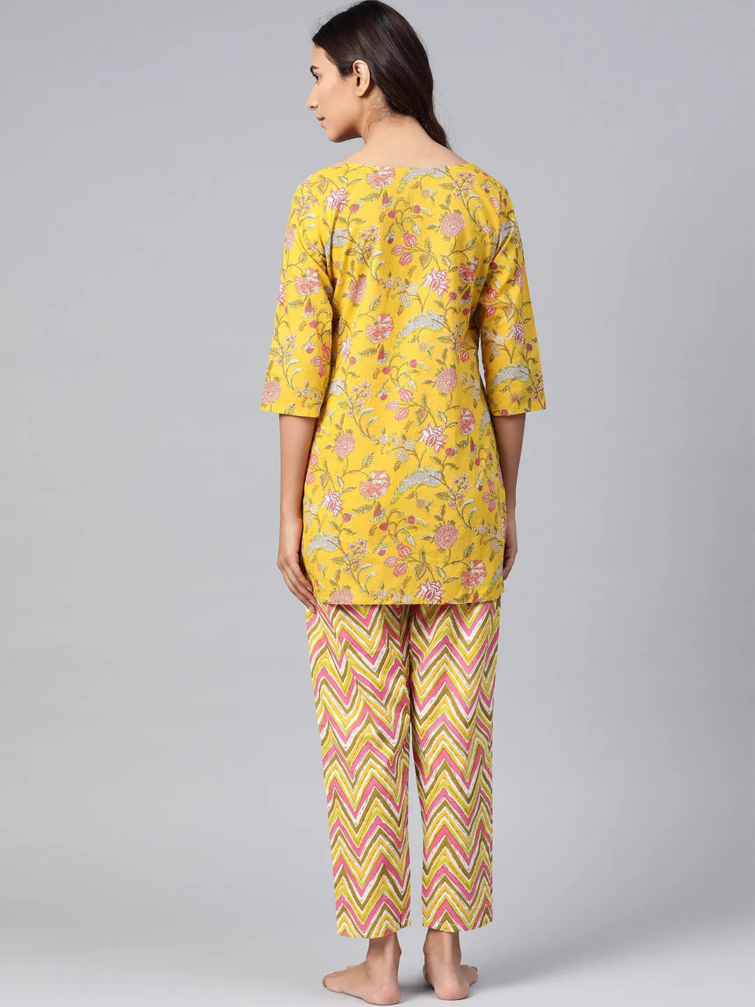 Anubhutee Women Mustard Yellow  Pink Pure Cotton Printed Night suit