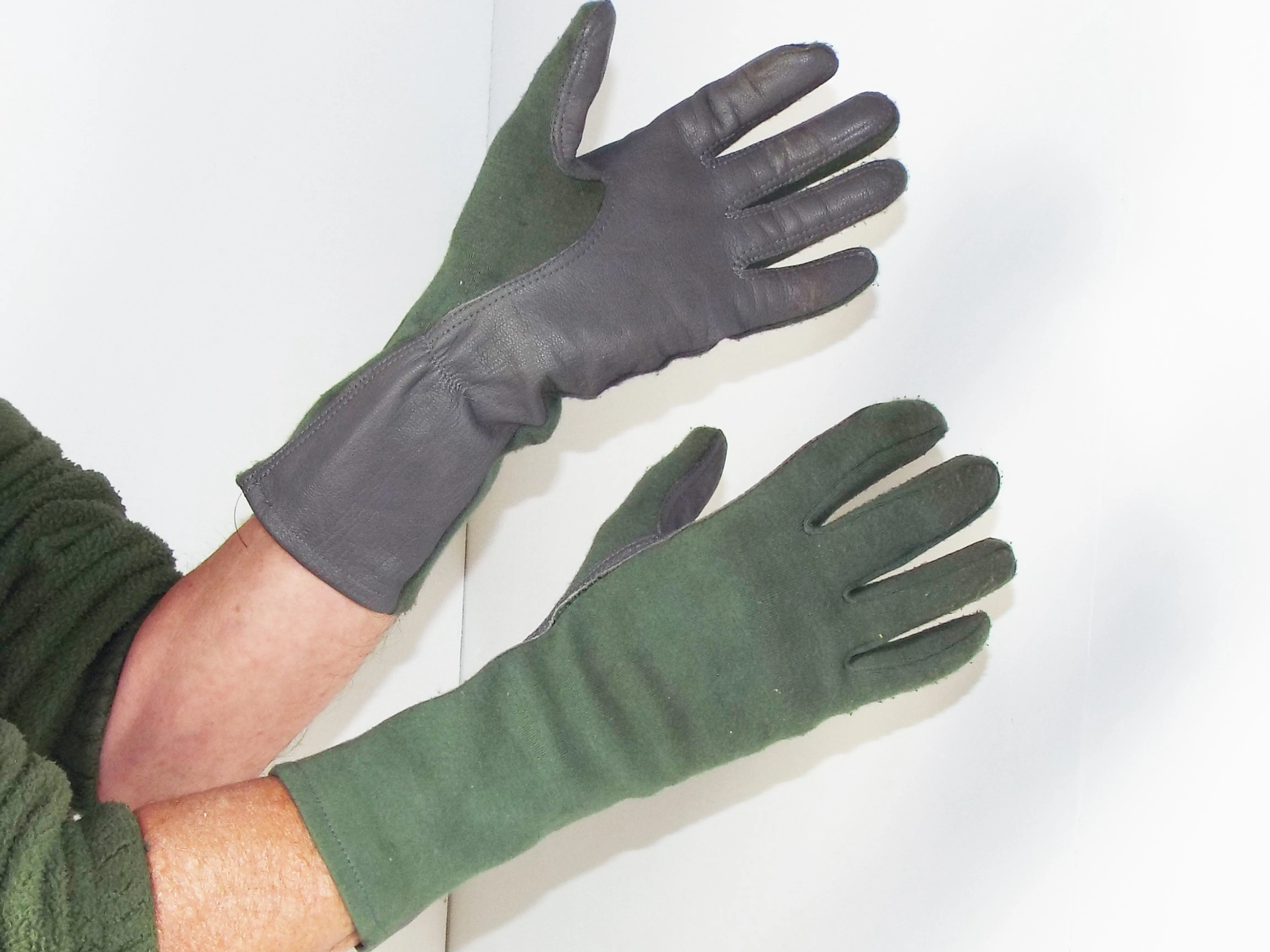 Nomex Green Flyer's Summer Fire Resistant Gloves - leather and Nomex